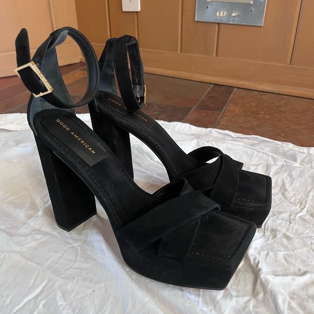Good American platform strappy sandals